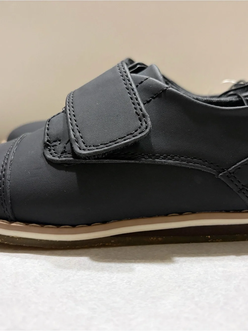 Cat & Jack sleek black